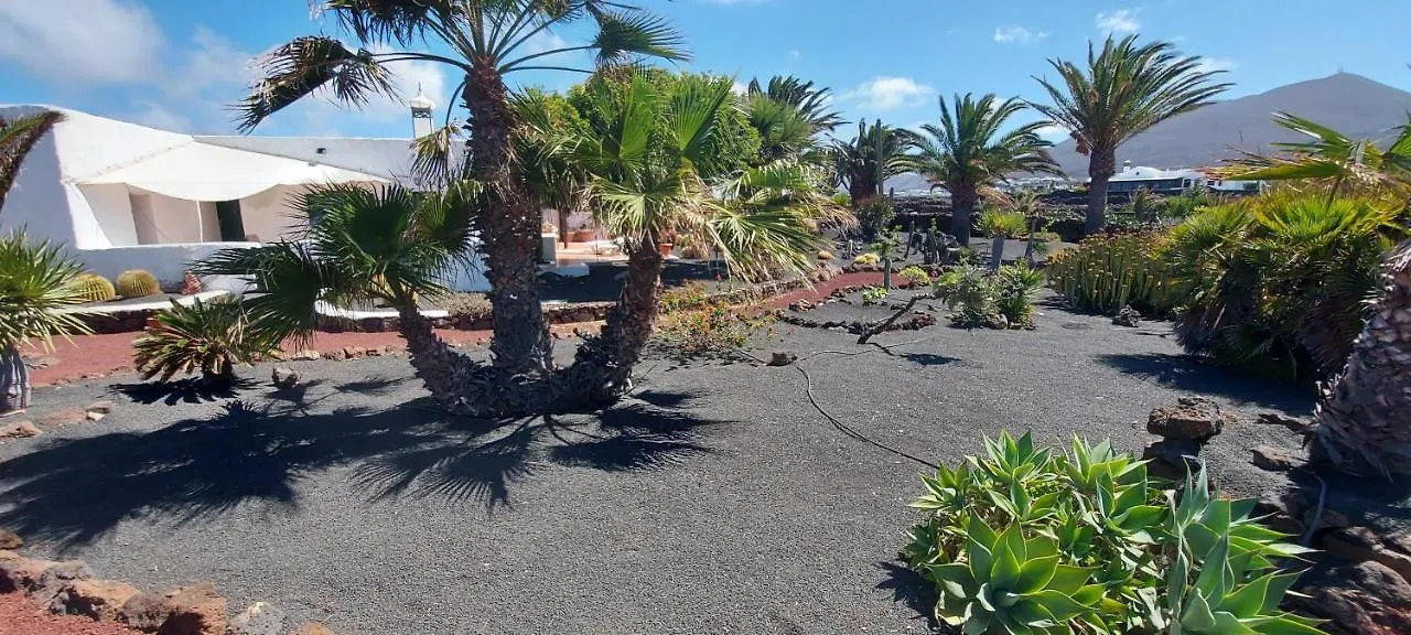 Villa jardín vacaciones perfectas Сasa de vacaciones
